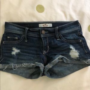 Hollister denim shorts 24/0